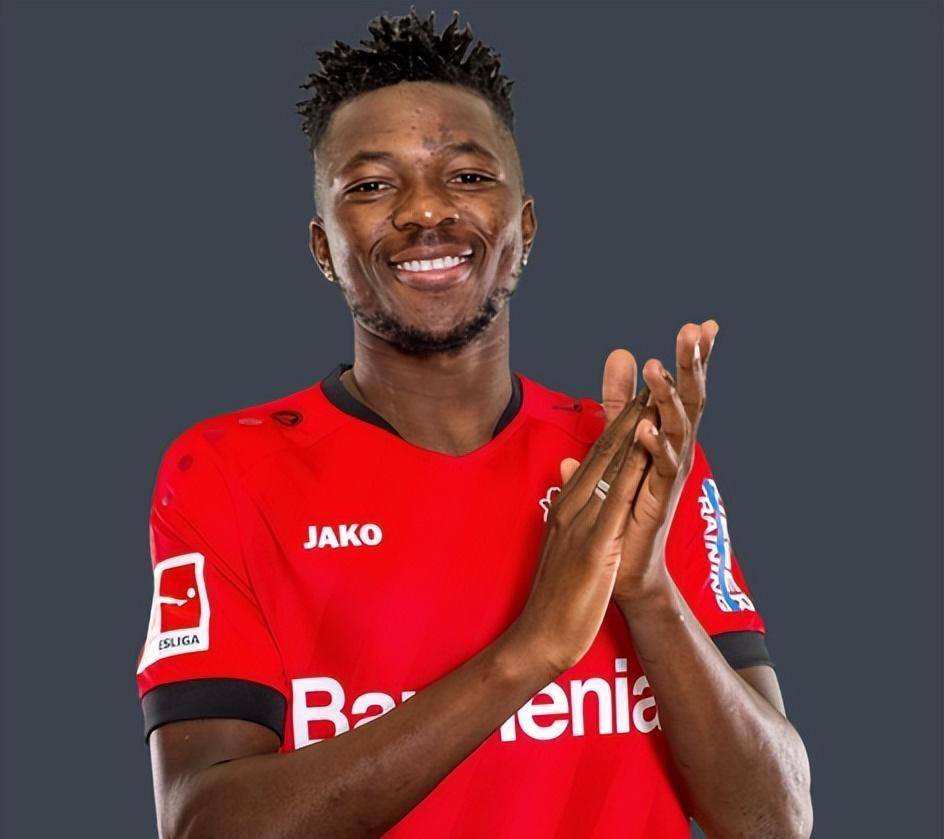 今夜勒沃库森调整名单以备葡超，豪取连胜环节打磨，悬念犹存，团队化学反应显著的简单介绍